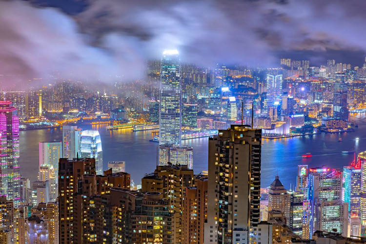 王德诚：7.18行情反转机会来临<strong></p>
<p>螺纹期货</strong>，焦炭铁矿石螺纹钢玻璃期货操作分析