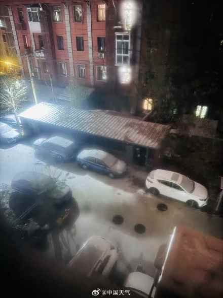 北京昨夜为何突然飘雪？低空湿度不利动力好<strong></p>
<p>比特币交易</strong>，属于“大力出奇迹”