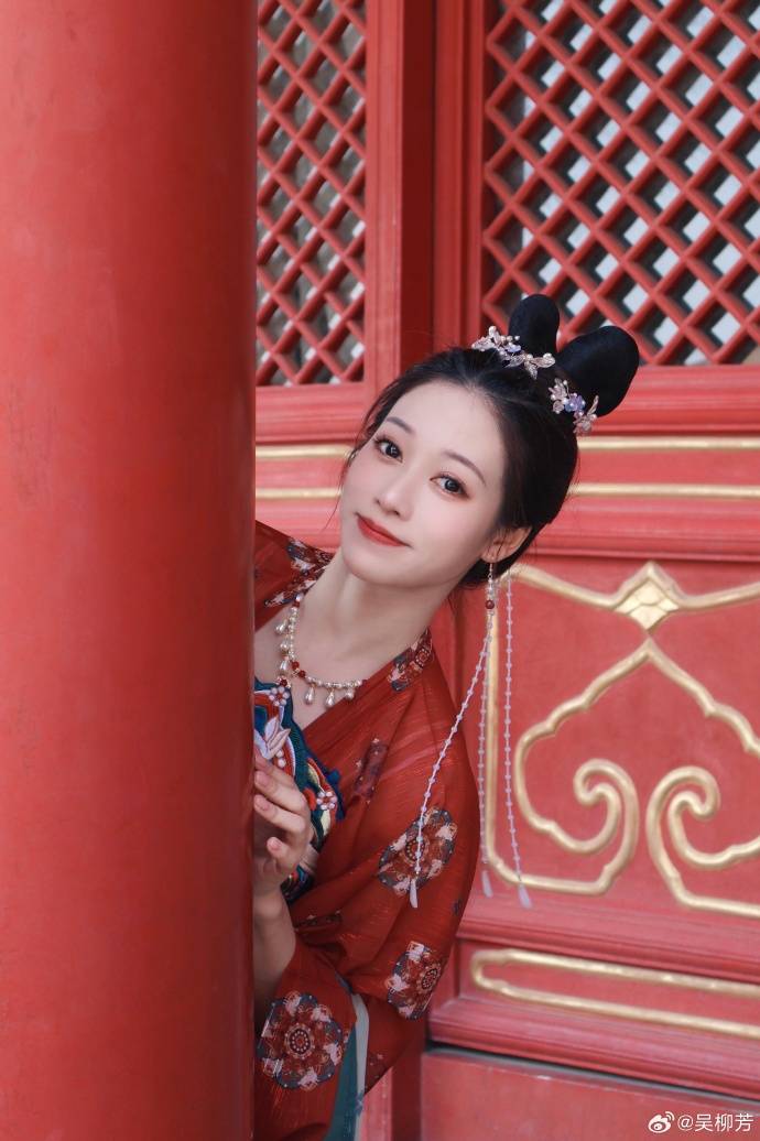 “吴柳芳涨粉太快被吓到”冲上热搜<strong></p>
<p>以太坊交易</strong>！吴柳芳微博粉丝已超10万
