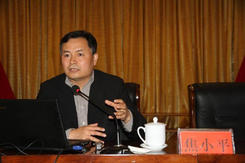 副处级贪到副部级<strong></p>
<p>ADA交易</strong>，从财政部“空降”半年就落马，他获刑14年