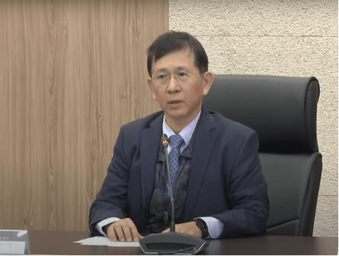 台岛马祖间两条海底电缆全断<strong></p>
<p>OKEx交易所</strong>，台当局紧急开记者会说明，称最快2月完成修复