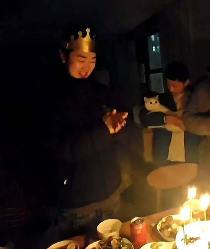 痛心！她于凌晨不幸去世<strong></p>
<p>莱特币交易所</strong>，年仅19岁