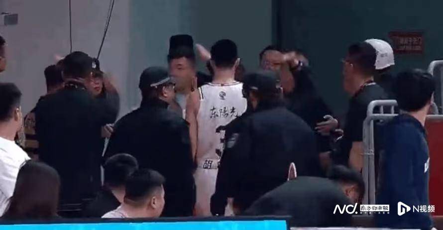 八强战广东男篮再负山西<strong></p>
<p>ETH交易app</strong>，杜锋：胡明轩被罚下对我们伤害太大