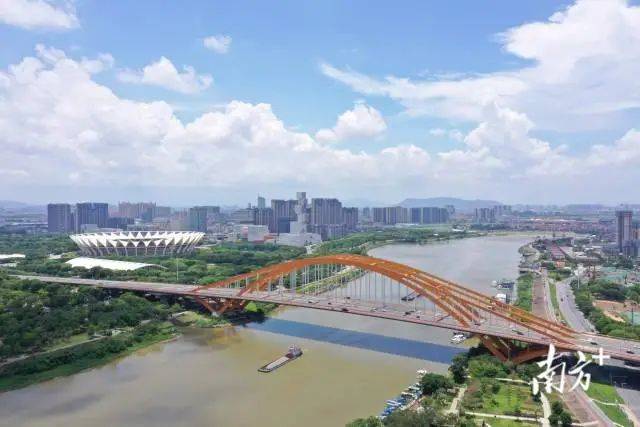 给五区干部开会<strong></p>
<p>泰达币交易app</strong>，佛山市委书记发出“灵魂三问”