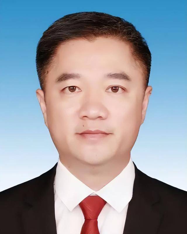 福建4位干部履新<strong></p>
<p>瑞波币交易app</strong>，2位升副厅