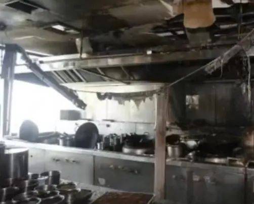 餐饮店老板注意<strong></p>
<p>π</strong>！这些消防安全隐患需警惕→