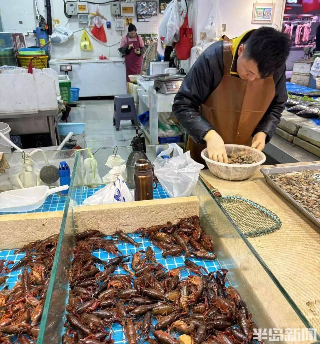 价格暴跌近50%<strong></p>
<p>亚历山大</strong>！“接下来还会降”！青岛正大量上市……