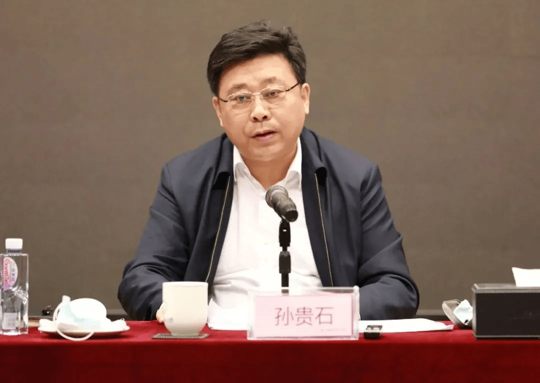 曾任唐山市委常委<strong></p>
<p>平底锅</strong>，孙贵石将亲戚在唐山市的房产作为专门宴请场所，多次组织领导及下属聚餐