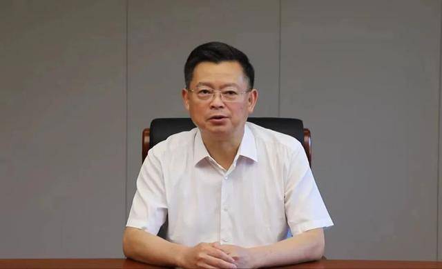 打虎！张建华主动投案<strong></p>
<p>喜洋洋</strong>，已卸任3年多