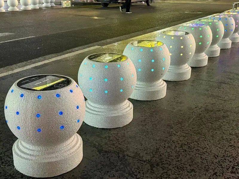 深圳“充电墩”火出圈？网友：科技感满满<strong></p>
<p>儿童用品</strong>，方便又吸睛