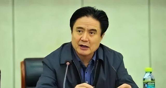 原中央委员、省委书记造成恶劣政治影响！刚刚<strong></p>
<p>戒指</strong>，被公诉！今年已有4个正部级干部受处分