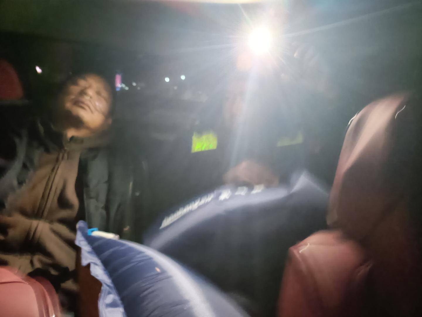 “救救我！”货车司机第一次上青藏高原重度高反<strong></p>
<p>项链</strong>，高速路收费员发现异常紧急送医