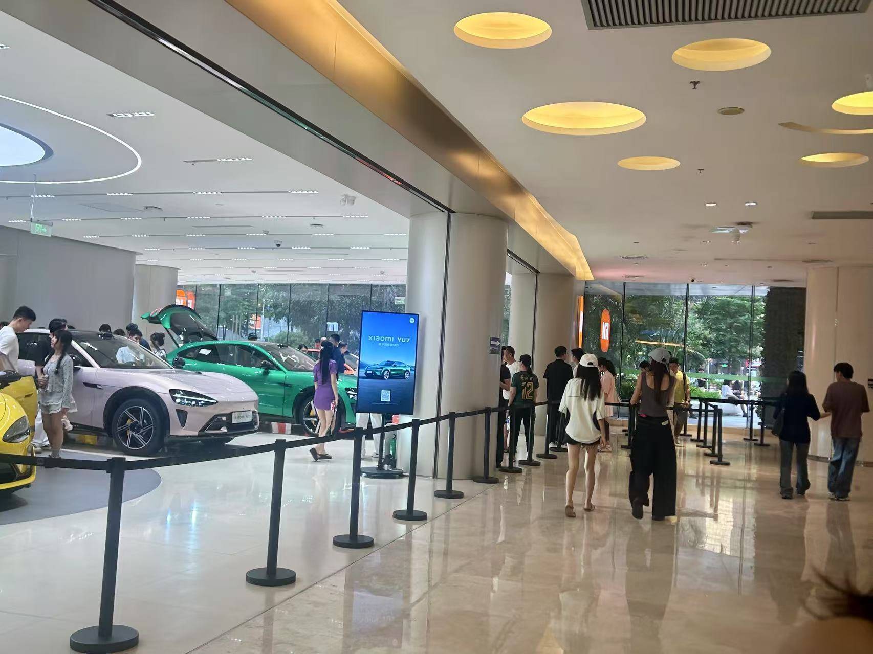 小米YU7上市72小时：“锁单+1”刷屏工作群<strong></p>
<p>城邦</strong>，提车时间最长超一年，雷军直面“产能挑战”？