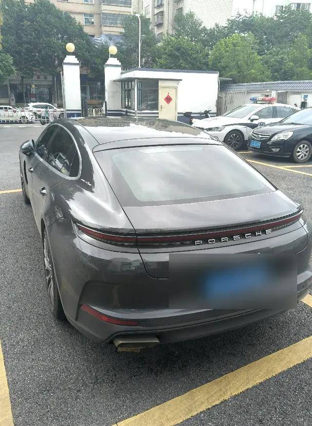 离奇<strong></p>
<p>比特币挖矿成本</strong>！昆明一辆140万的保时捷在停车场凭空消失