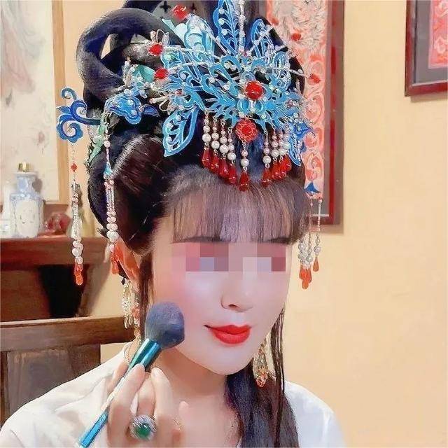 转账200万元仍被杀害<strong></p>
<p>赚比特币</strong>！网红罗大美被害案一审再次开庭