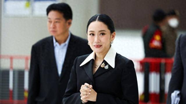 尘埃落定<strong></p>
<p>比特币场外交易</strong>！佩通坦被解除泰国总理职务