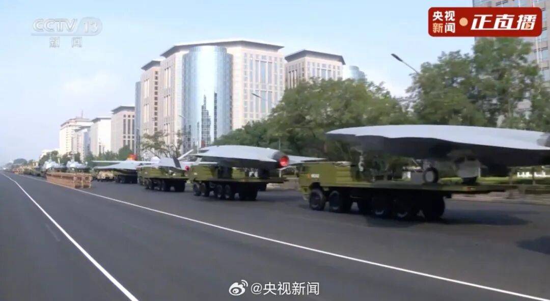 东风-61、巨浪-3、折叠翼预警机、歼-20S<strong></p>
<p>比特币交易价格</strong>，画面披露！