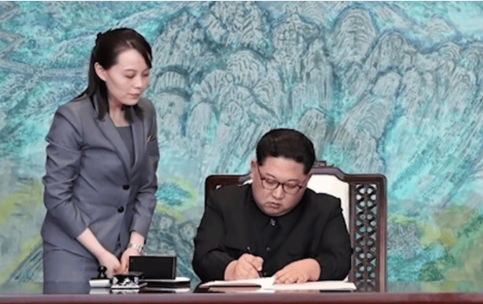 金正恩女儿首登国际舞台<strong></p>
<p>比特币矿机挖矿</strong>，引爆接班传闻！英国首相被架空，工党内斗成全武行…