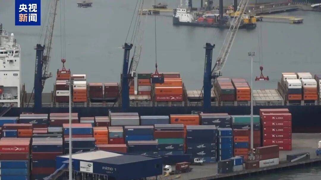 卢拉与特朗普通电话<strong></p>
<p>比特币量化交易机器人</strong>,要求美国撤销对巴西征收40%关税,两人同意尽快面对面会晤并交换电话号码