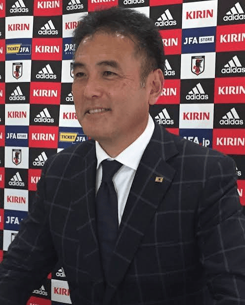 日本足协高层飞机上观看儿童色情片<strong></p>
<p>比特儿</strong>，丢工作并被法国禁入境十年