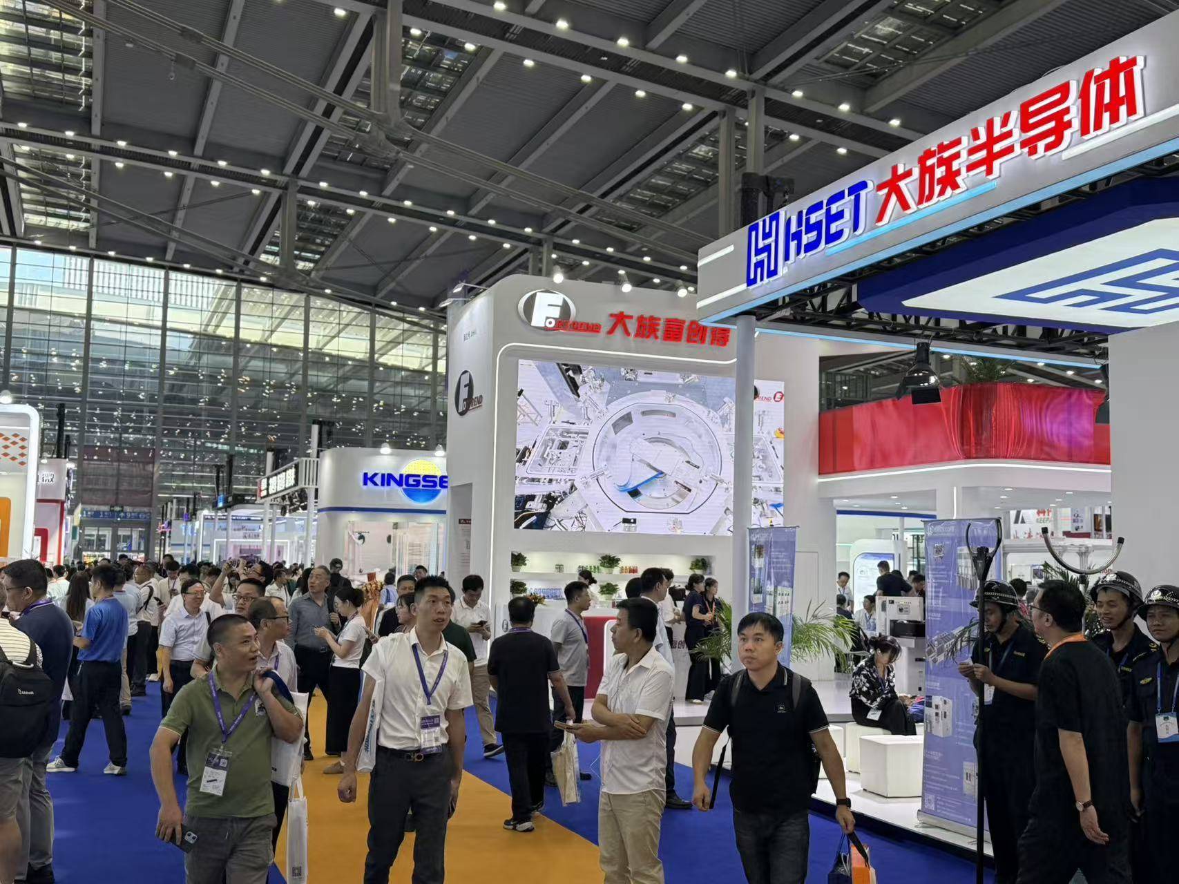 不止新凯来<strong></p>
<p>比特儿app</strong>,逾115家深圳半导体企业亮相2025湾芯展