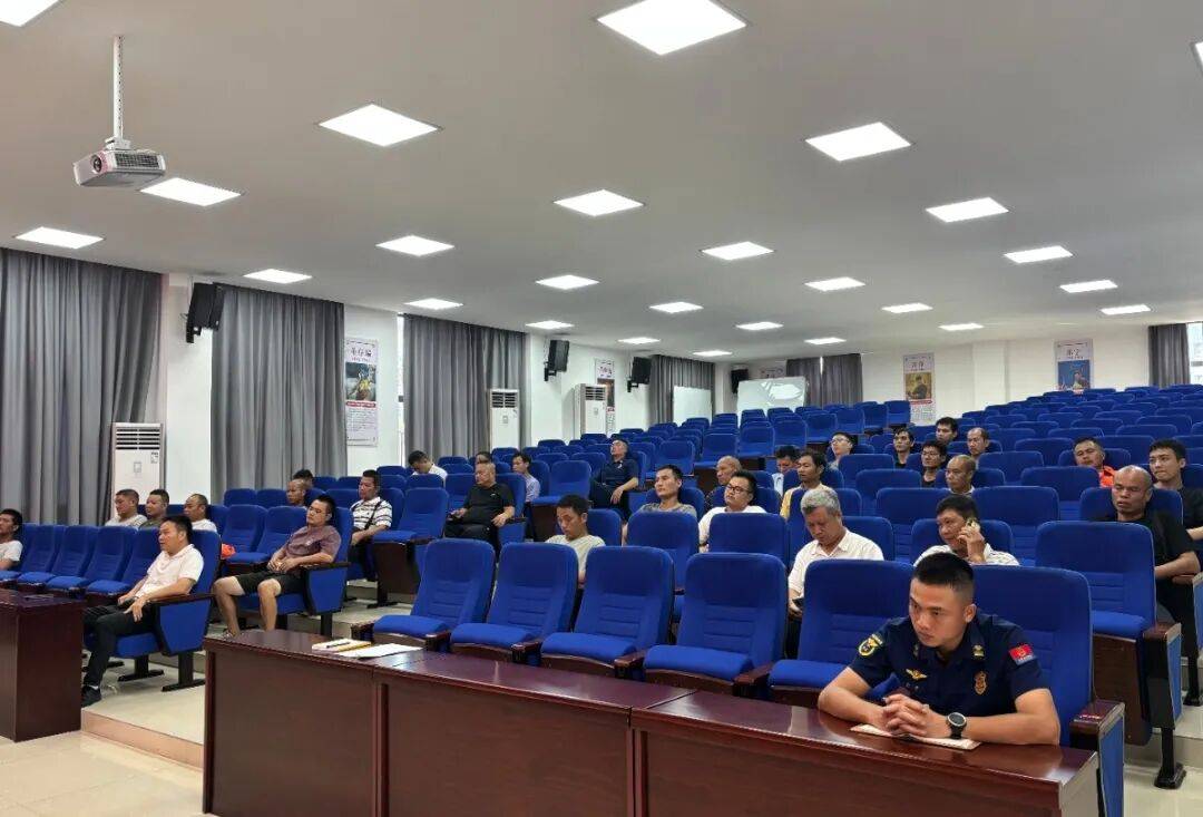 训考结合砺精兵<strong></p>
<p>比特儿海外交易平台</strong>!高新区微型消防站技能培训暨考核顺利举行