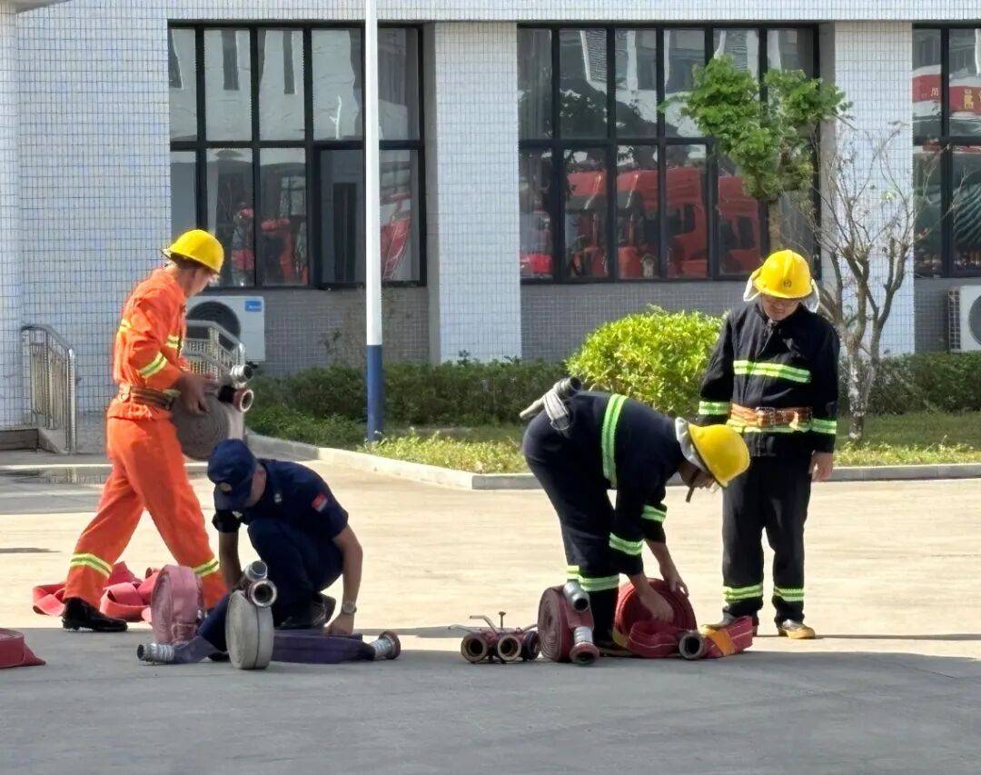 训考结合砺精兵<strong></p>
<p>比特儿海外交易平台</strong>!高新区微型消防站技能培训暨考核顺利举行