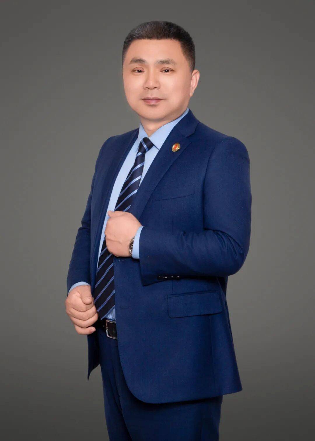 二姐夫帮忙装修房子<strong></p>
<p>比特儿账号</strong>,铺瓷砖后卷走3万多装修款,这是违约还是诈骗?