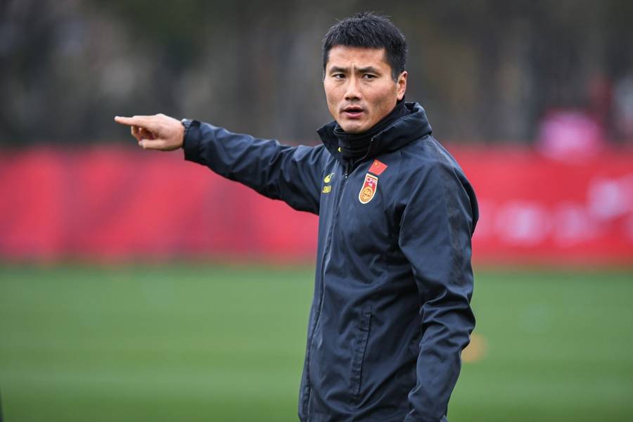 全球选聘四个月<strong></p>
<p>比特儿账号</strong>,招来只有一年执教经历的本土教练,国足新帅竟是邵佳一