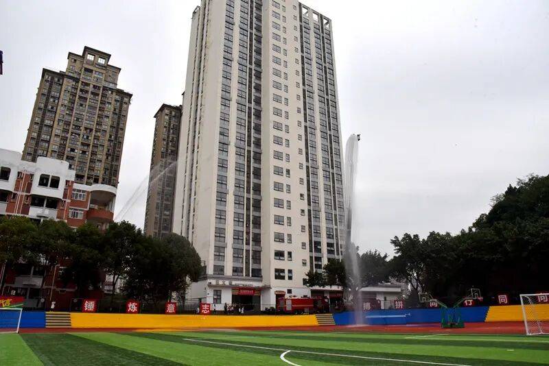 【渝消蓝盾讲师团】消防宣传月进校园 千名师生共上“消防安全课”