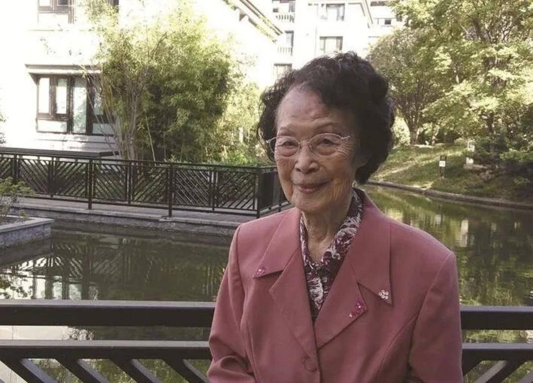 沉痛悼念！张謇嫡孙女张柔武逝世<strong></p>
<p>比特儿暂停</strong>，享年106岁