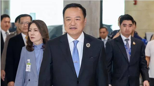 连续有两位国王访华<strong></p>
<p>比特儿暂停</strong>,其中一位是建交以来首访,证明了什么?