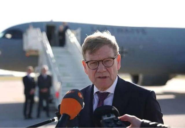 连续有两位国王访华<strong></p>
<p>比特儿暂停</strong>,其中一位是建交以来首访,证明了什么?