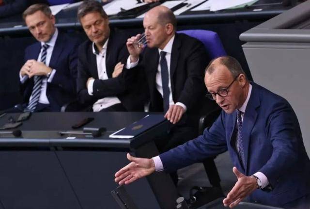 连续有两位国王访华<strong></p>
<p>比特儿暂停</strong>,其中一位是建交以来首访,证明了什么?