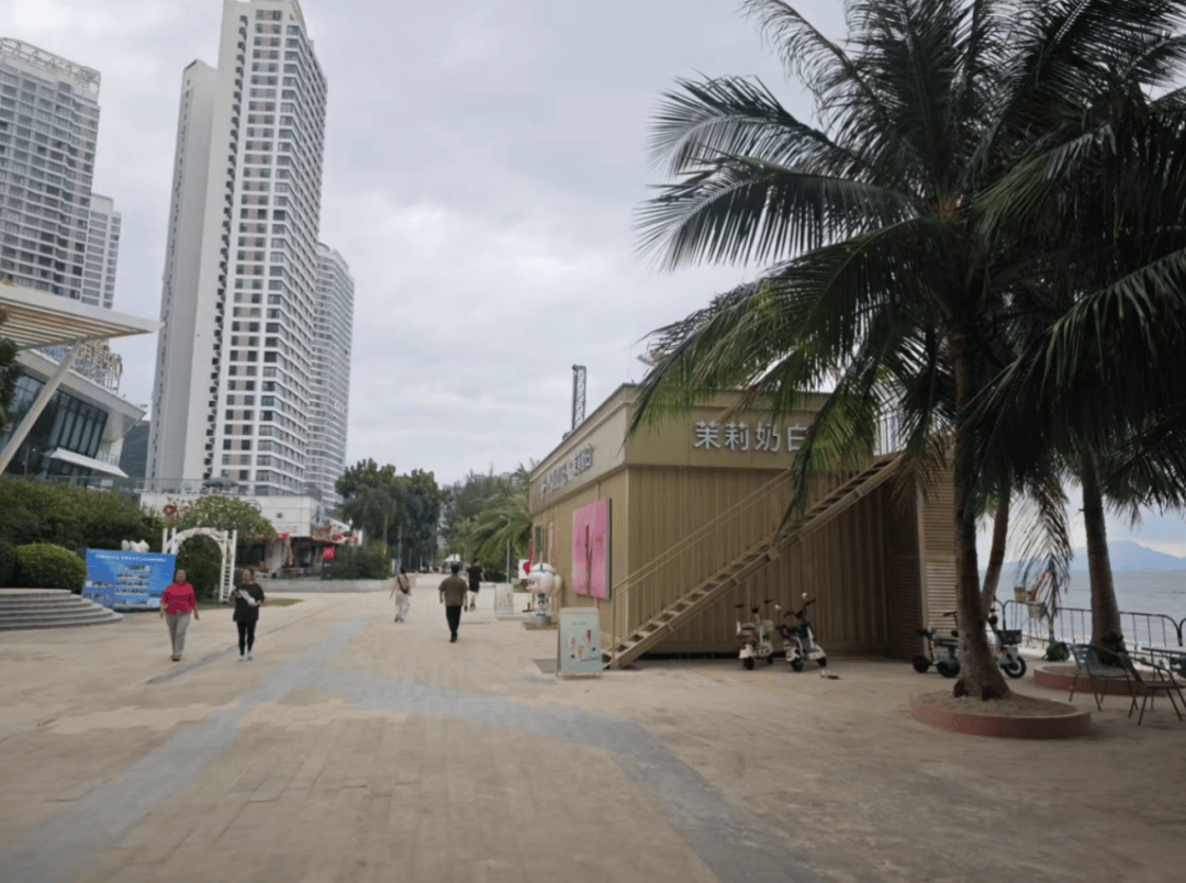 单价1.6万元买的海景房<strong></p>
<p>比特儿新版</strong>，如今二手房仅6000多元！开发商改造道路遭业主强烈反对：散步时景观视野将受明显影响