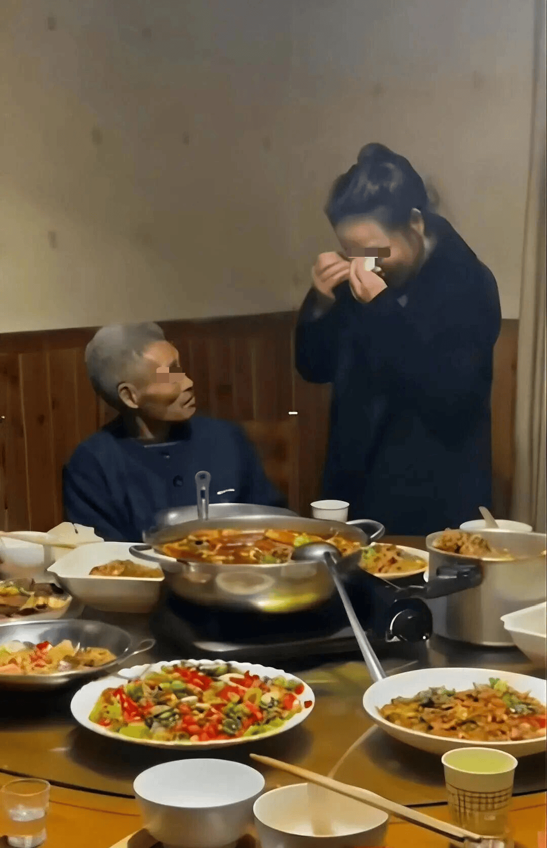 男子一次性收到11年工资38万元<strong></p>
<p>CJL虚拟币</strong>,老板曾辩称“路遇乞讨好心收留,属自愿劳动”