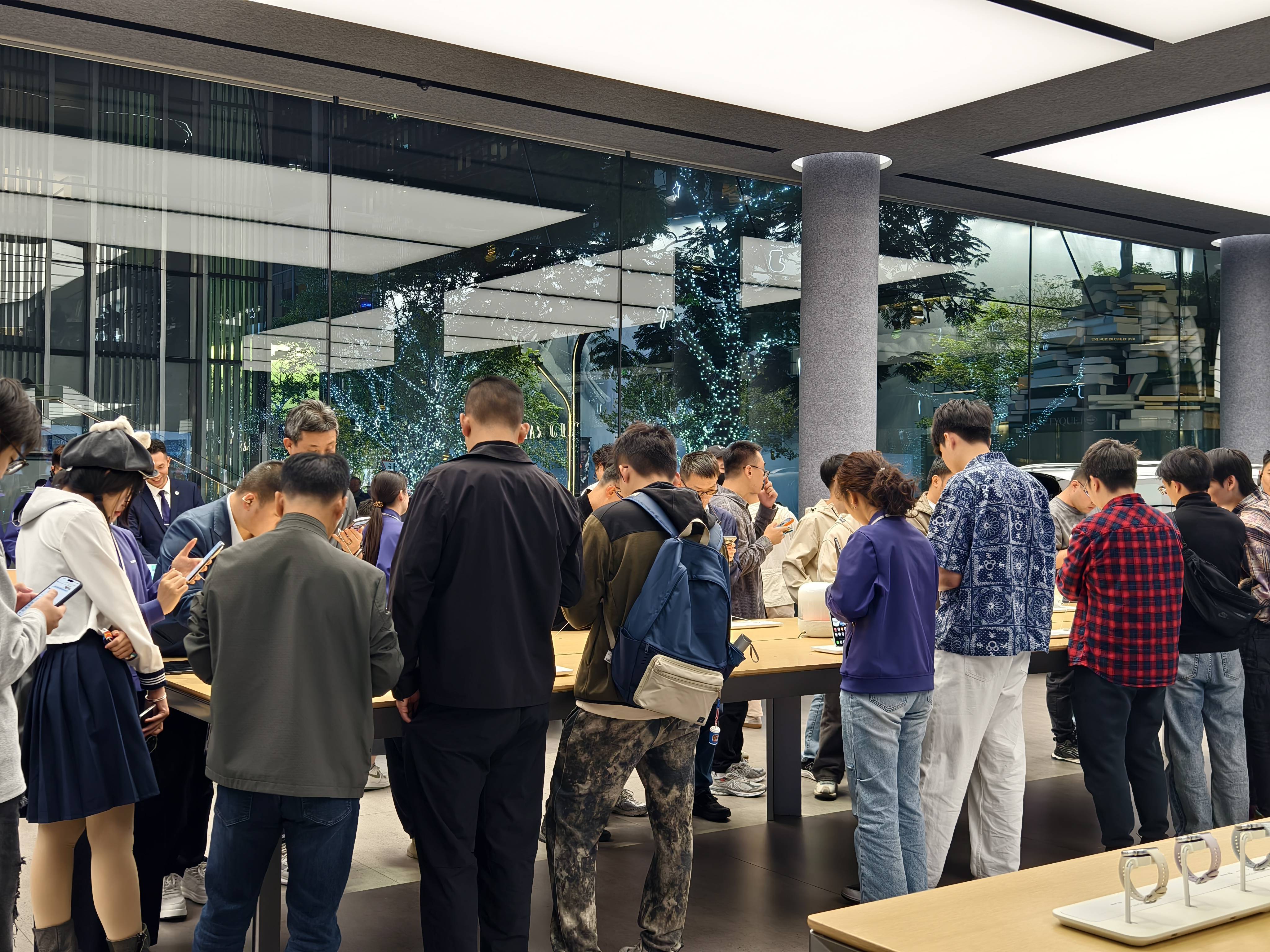 独家|华为Mate80首批备货30万台左右<strong></p>
<p>bvv虚拟币</strong>,渠道商称“定价很有魄力”