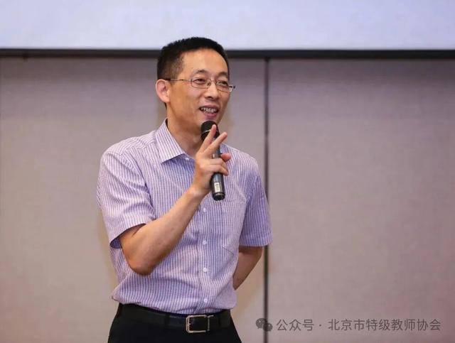 施一公:无论什么学科<strong></p>
<p>bvv虚拟币</strong>,物理、工程、生物、文科,我认为最不重要的是智商!