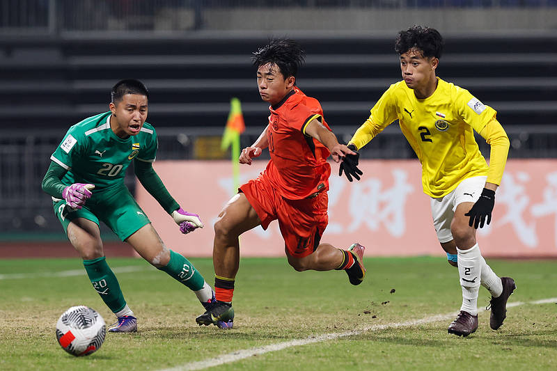 U16国足让中国球迷继续“过年”<strong></p>
<p>虚拟网领币</strong>,对手再弱,连续踢出两位数比分也非易事