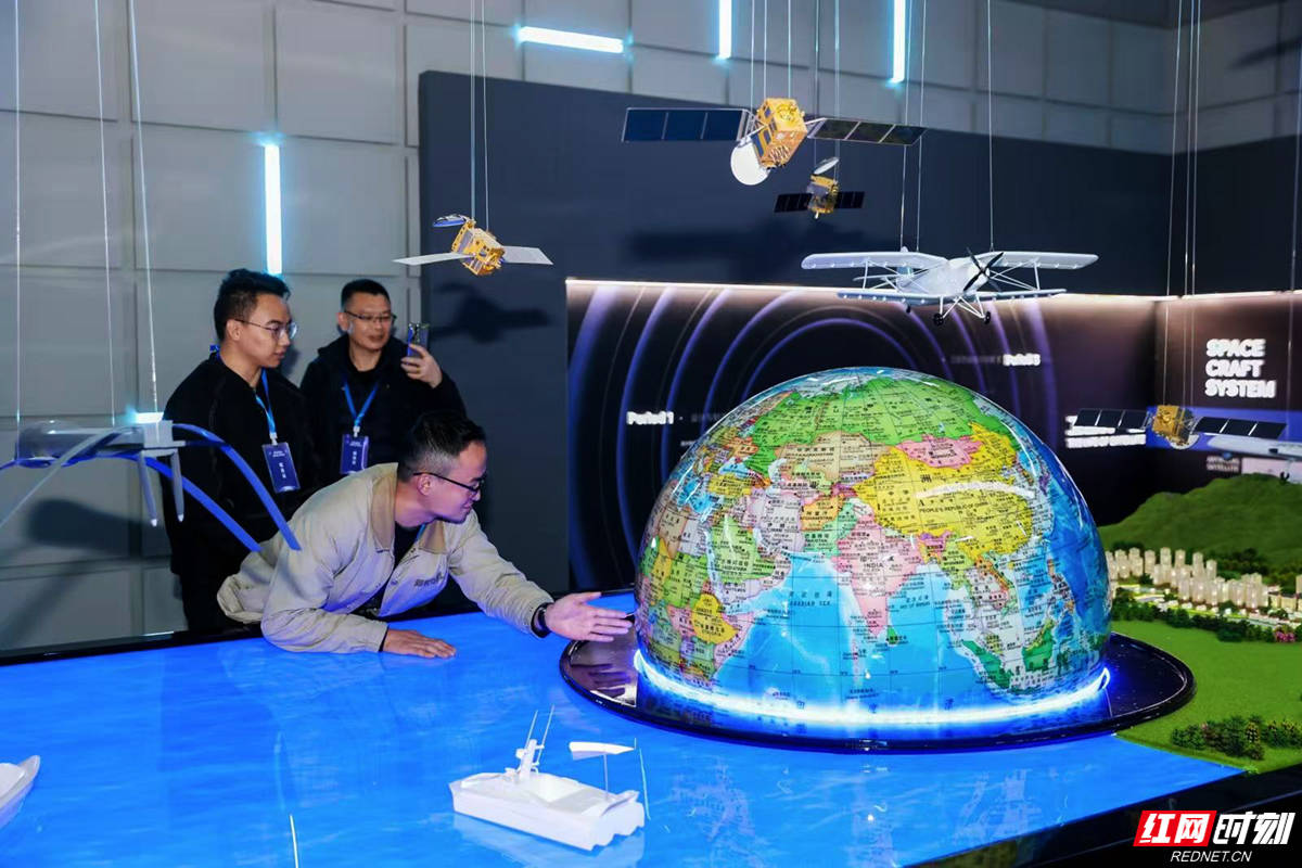 “链”上湖南 “湘”创未来 | 走进赛德雷特<strong></p>
<p>所谓买虚拟币</strong>,看小卫星如何撬动万亿市场