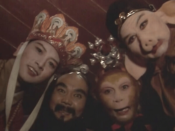 “50块帆布包配3000块包挂”<strong></p>
<p>qkf虚拟币</strong>,时髦年轻人背半个身家出门