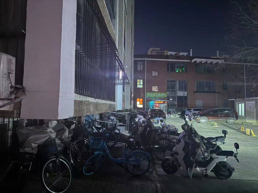 天通苑一天两起电动车火情<strong></p>
<p>代虚拟币</strong>,突然着火忒吓人丨有事儿@新京报