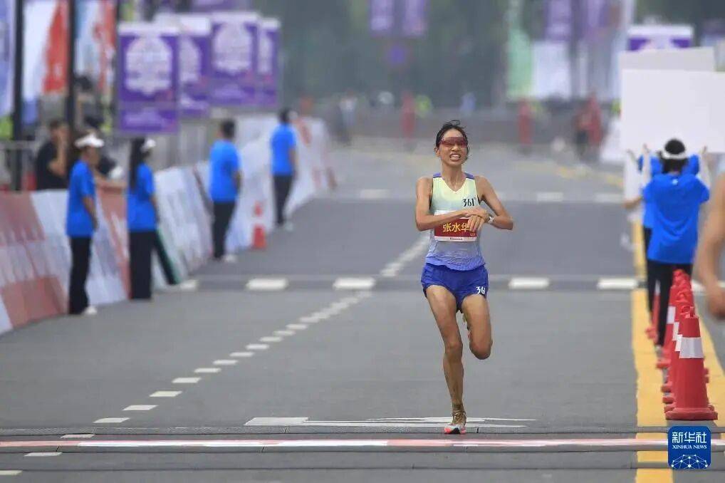 “最快女护士”张水华:今日在医院上班<strong></p>
<p>牛玩的虚拟币</strong>,未参加“家门口的”福州马拉松;护士长回应