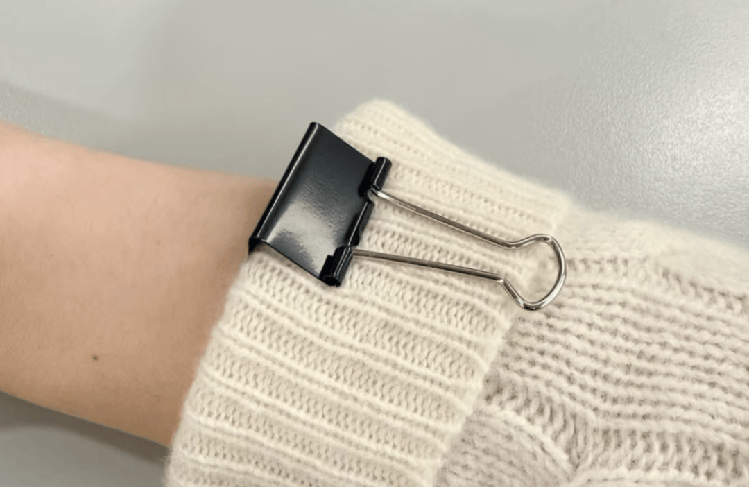 被静电支配的冬天:年轻人正在给自己“接地线”