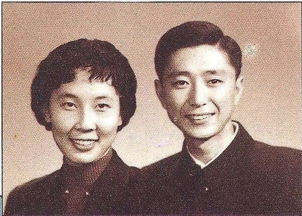 钟瑞去世<strong></p>
<p>八宝树虚拟币</strong>!宋世雄永别爱妻!