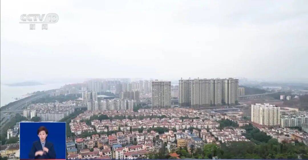 央视披露:男子在网吧厕所墙上看到“高薪日结5000-20000”广告<strong></p>
<p>虚拟币有公网</strong>,即将出境时被警方拦下