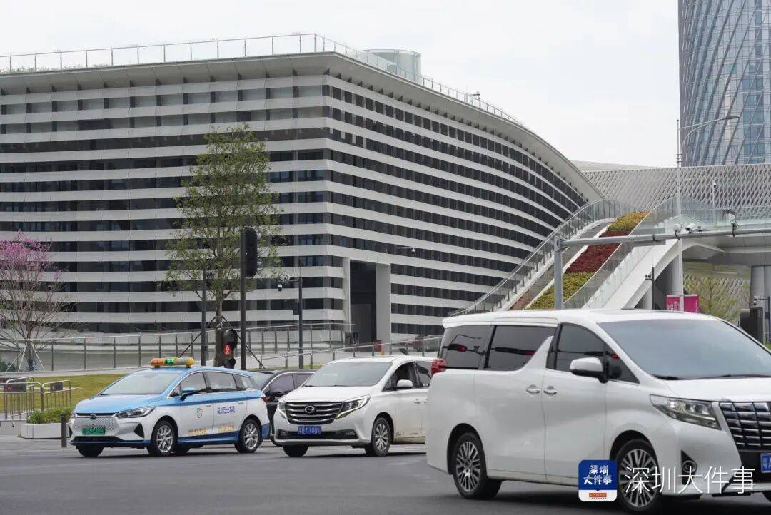 已撤下！深圳网红地标火速拆除争议招牌<strong></p>
<p>勒索虚拟币</strong>，曾连夜发公开信